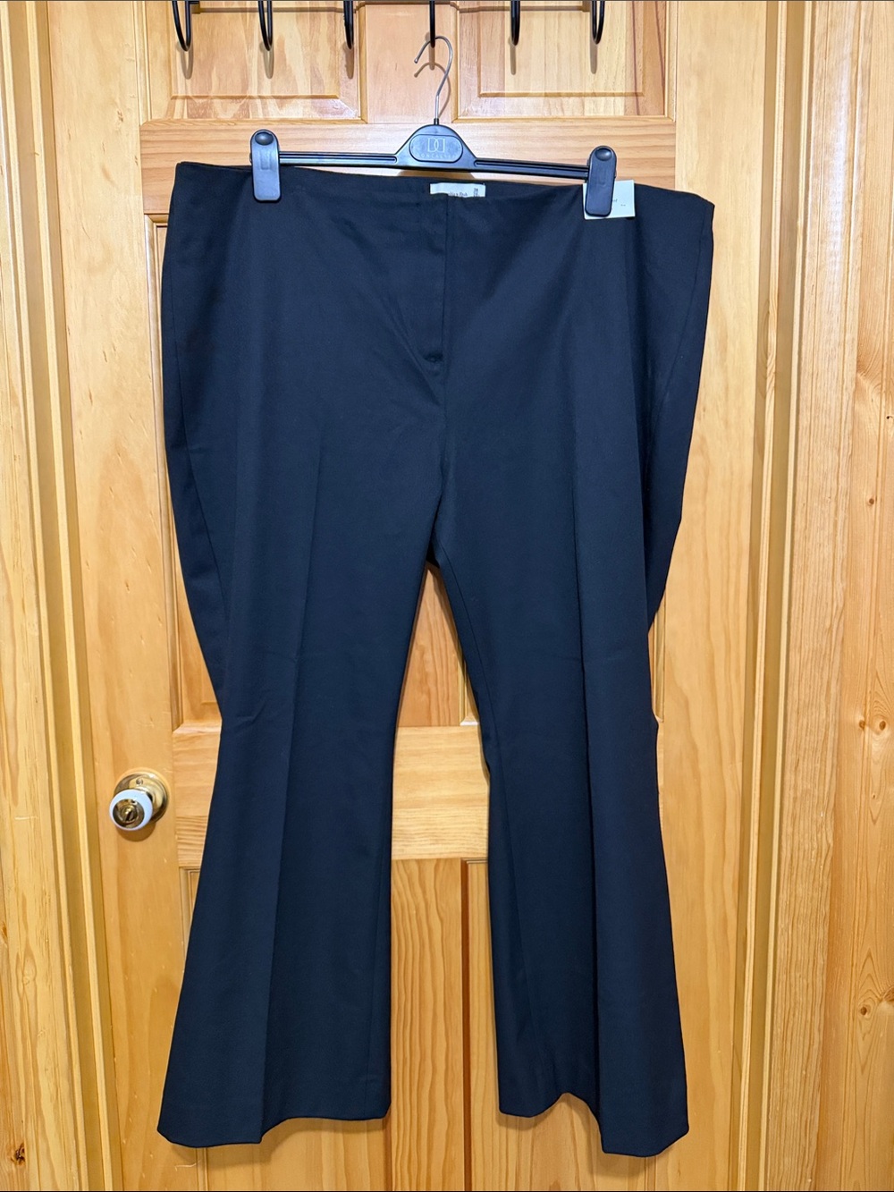 Abercrombie & Fitch Black Boot Cut High Rise Dress Pants, Size 38 Short.